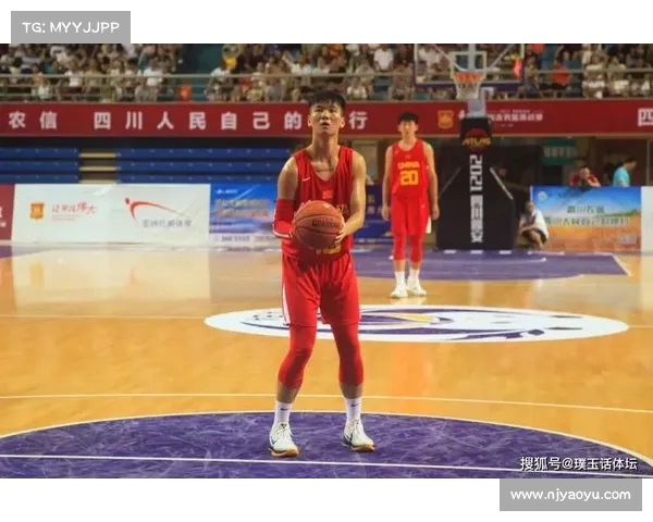 深圳队与后卫孙浩钦续签两年保护合同 上赛季场均贡献7分担任队长